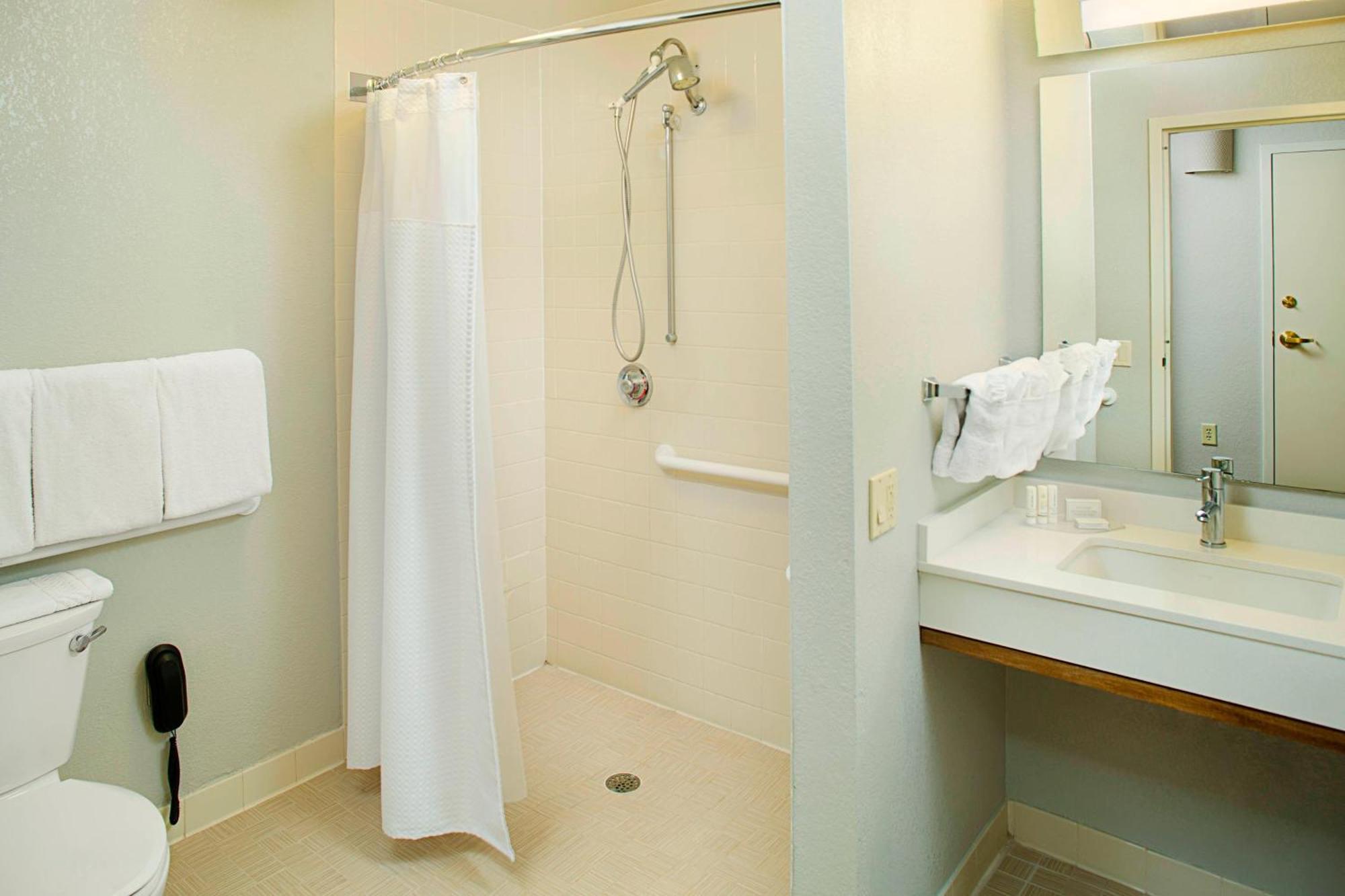 คอร์ตยาร์ด เวสต์ปาล์มบีช แอร์พอร์ต Hotel ภายนอก รูปภาพ